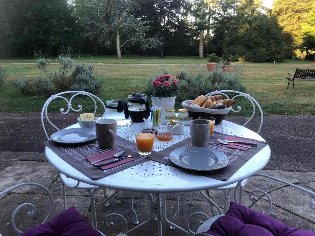 Domaine Des Ifs Bed & Breakfast Le Pin  Exterior foto